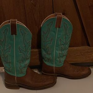 Women’s Justin cowboy/western boots